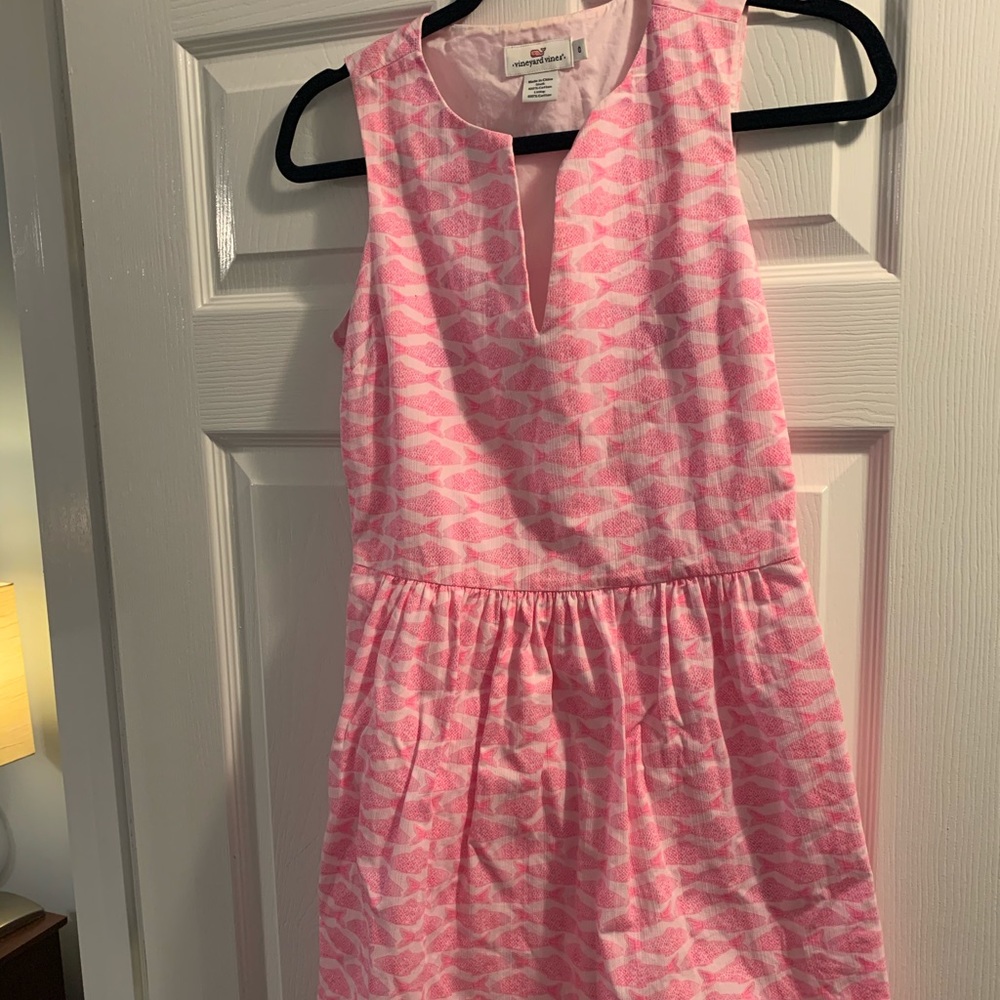 Vineyard Vines neon fish dress - Picture 2 of 7